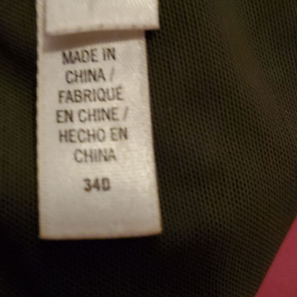 Victoria Secret Sport Bra 34D - Picture 8 of 8